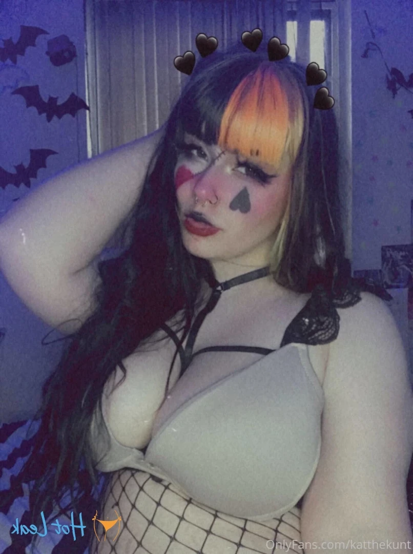 Kat [ katthekunt ] Onlyfans leaked photo 11146418 on Hotleaks.tv