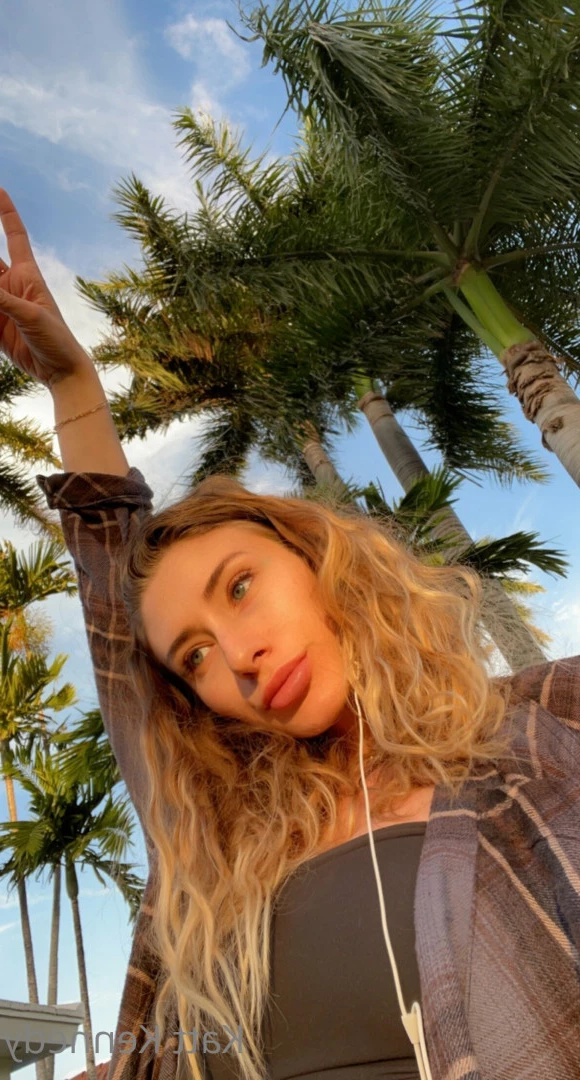 🧘🏼‍♀️𝗬𝗢𝗚𝗜 𝗞𝗔𝗧𝗧 💕 [ kattkennedy ] Onlyfans leaked photo 5537923 on Hotleaks.tv