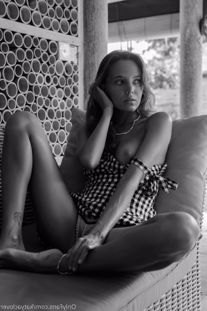 Katya Clover 🍀 natural beauty 💚 [ katyaclover ] Onlyfans leaked photo 5692795 on Hotleaks.tv