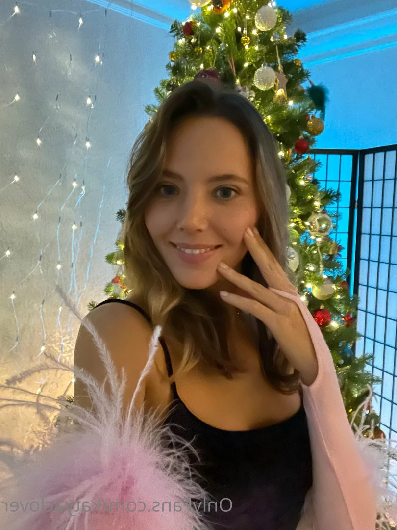 Katya Clover 🍀 natural beauty 💚 [ katyaclover ] Onlyfans leaked photo 9311545 on Hotleaks.tv