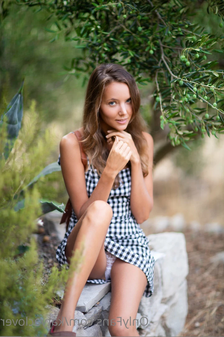 Katya Clover 🍀 natural beauty 💚 [ katyaclover ] Onlyfans leaked photo 9317181 on Hotleaks.tv