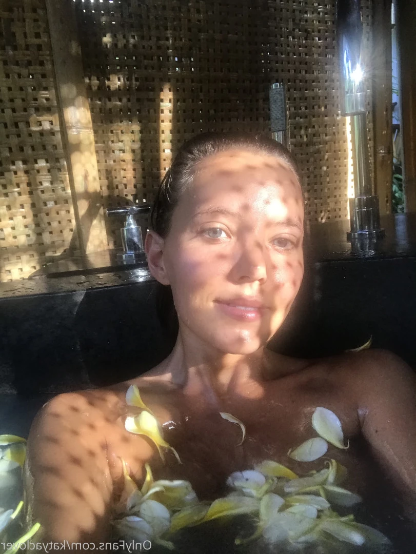 Katya Clover 🍀 natural beauty 💚 [ katyaclover ] Onlyfans leaked photo 9319051 on Hotleaks.tv