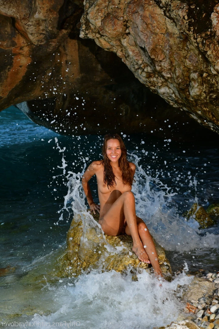 Katya Clover 🍀 natural beauty 💚 [ katyaclover ] Onlyfans leaked photo 9320087 on Hotleaks.tv
