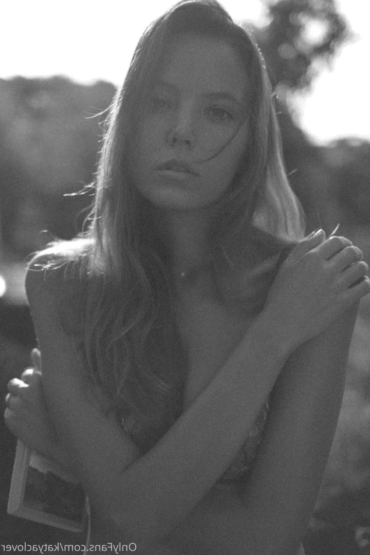 Katya Clover 🍀 natural beauty 💚 [ katyaclover ] Onlyfans leaked photo 9328304 on Hotleaks.tv