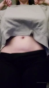 10571413