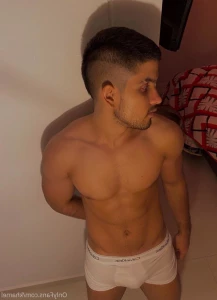 5627320