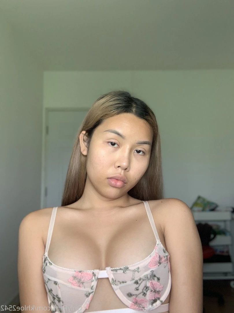 Khloe [ khloe2542 ] Onlyfans leaked photo 5459068 on Hotleaks.tv