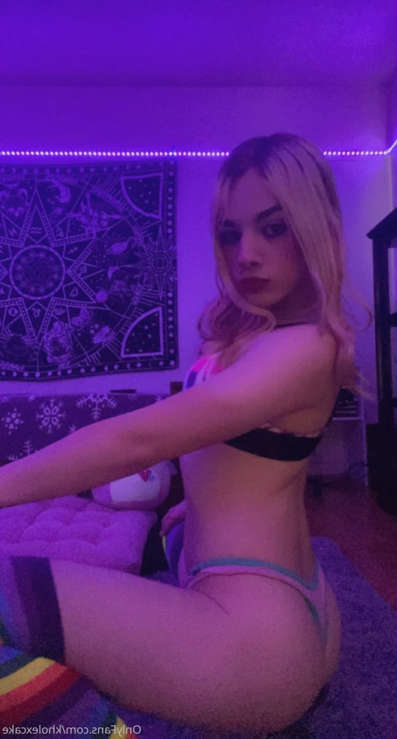 Khloe Cake [ kholexcake ] Onlyfans leaked photo 11147589 on Hotleaks.tv