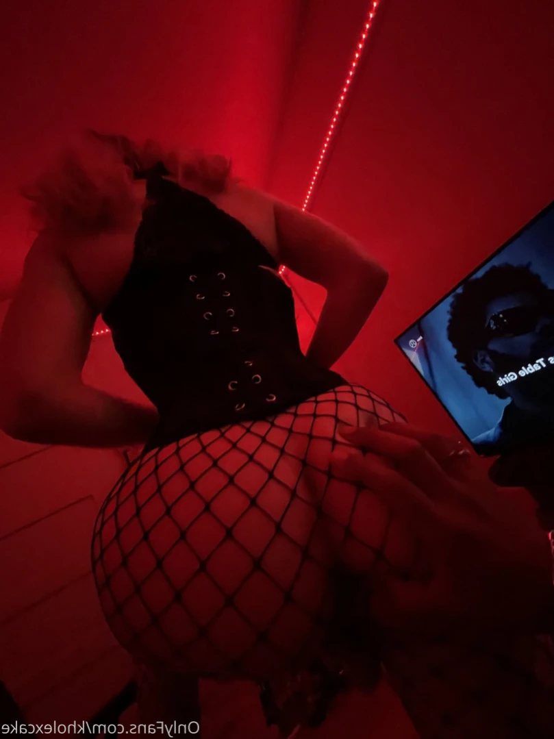 Khloe Cake [ kholexcake ] Onlyfans leaked photo 12827119 on Hotleaks.tv