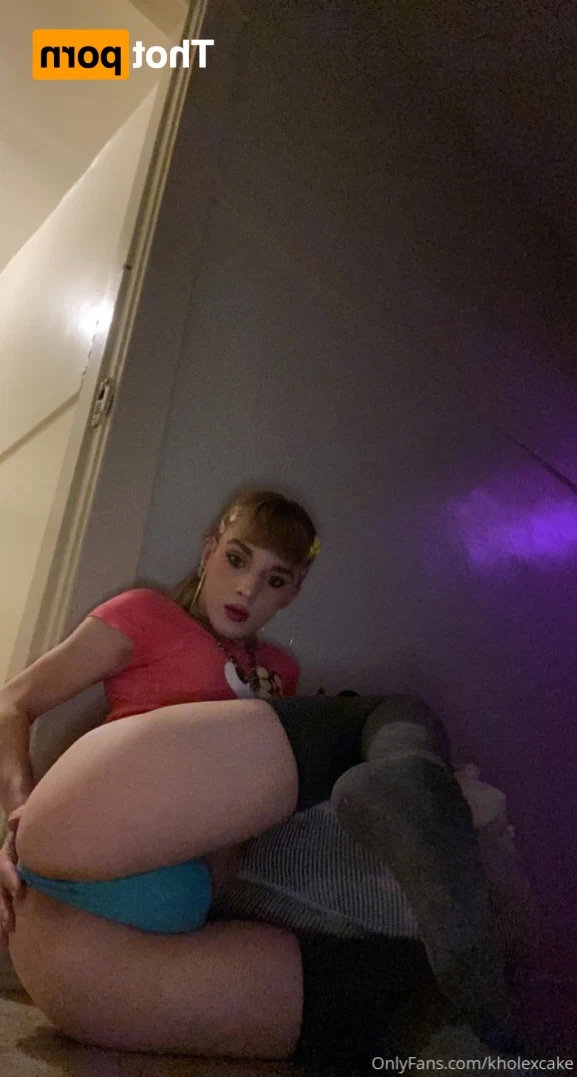 Khloe Cake [ kholexcake ] Onlyfans leaked photo 13299349 on Hotleaks.tv