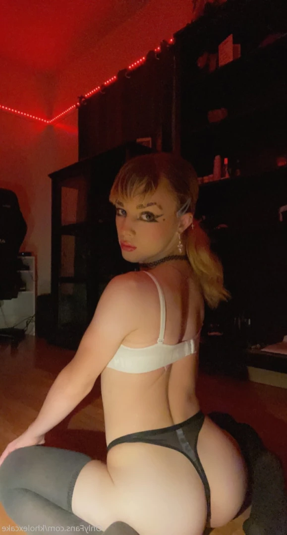 Khloe Cake [ kholexcake ] Onlyfans leaked photo 16293242 on Hotleaks.tv