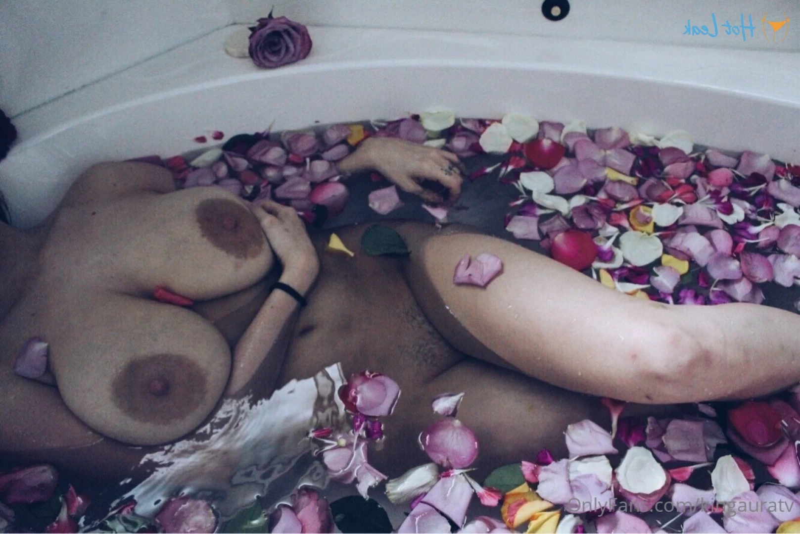 🌿Aurora🐇 [ kingauratv ] Onlyfans leaked photo 11147476 on Hotleaks.tv