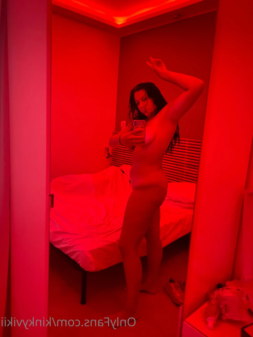 viki🦋 [ kinkyvikii ] Onlyfans leaked photo 5685396 on Hotleaks.tv
