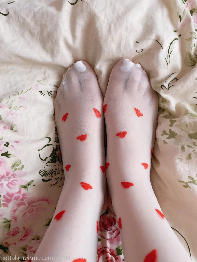 🌸 kitten 🌸 [ kutiekitten ] Onlyfans leaked photo 10714515 on Hotleaks.tv