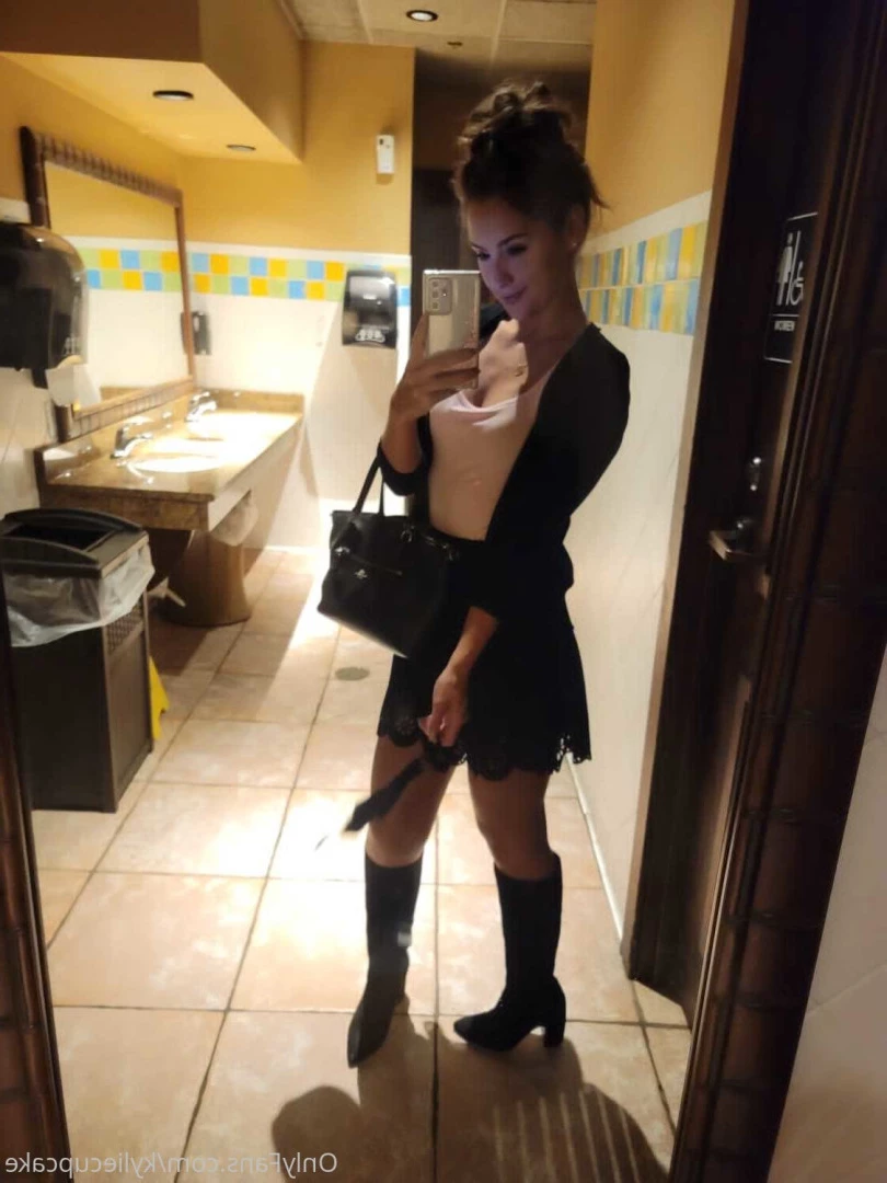 Kylie Cupcake [ kyliecupcake ] Onlyfans leaked photo 9076698 on Hotleaks.tv