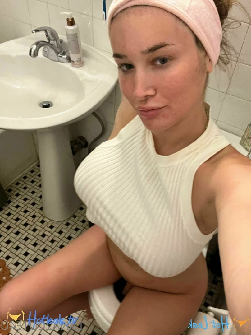 Lana Madison [ lana2cute4u ] Onlyfans leaked photo 11147196 on Hotleaks.tv