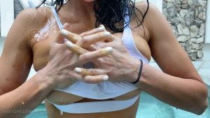 hollyhotwife Onlyfans leaked video 2522790 on Hotleaks.tv