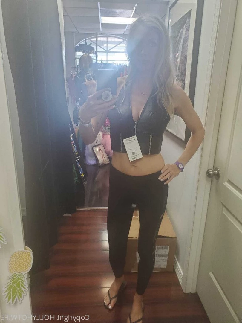 hollyhotwife Onlyfans leaked photo 491640 on Hotleaks.tv