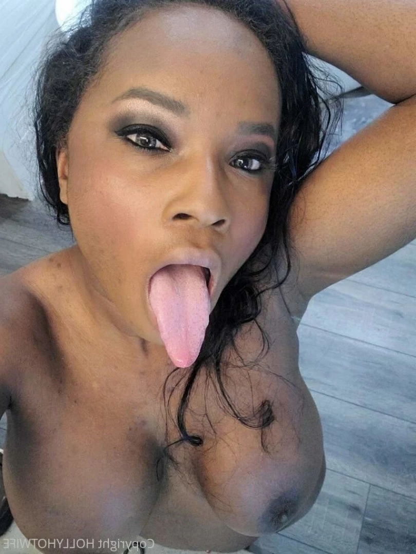 hollyhotwife Onlyfans leaked photo 491687 on Hotleaks.tv