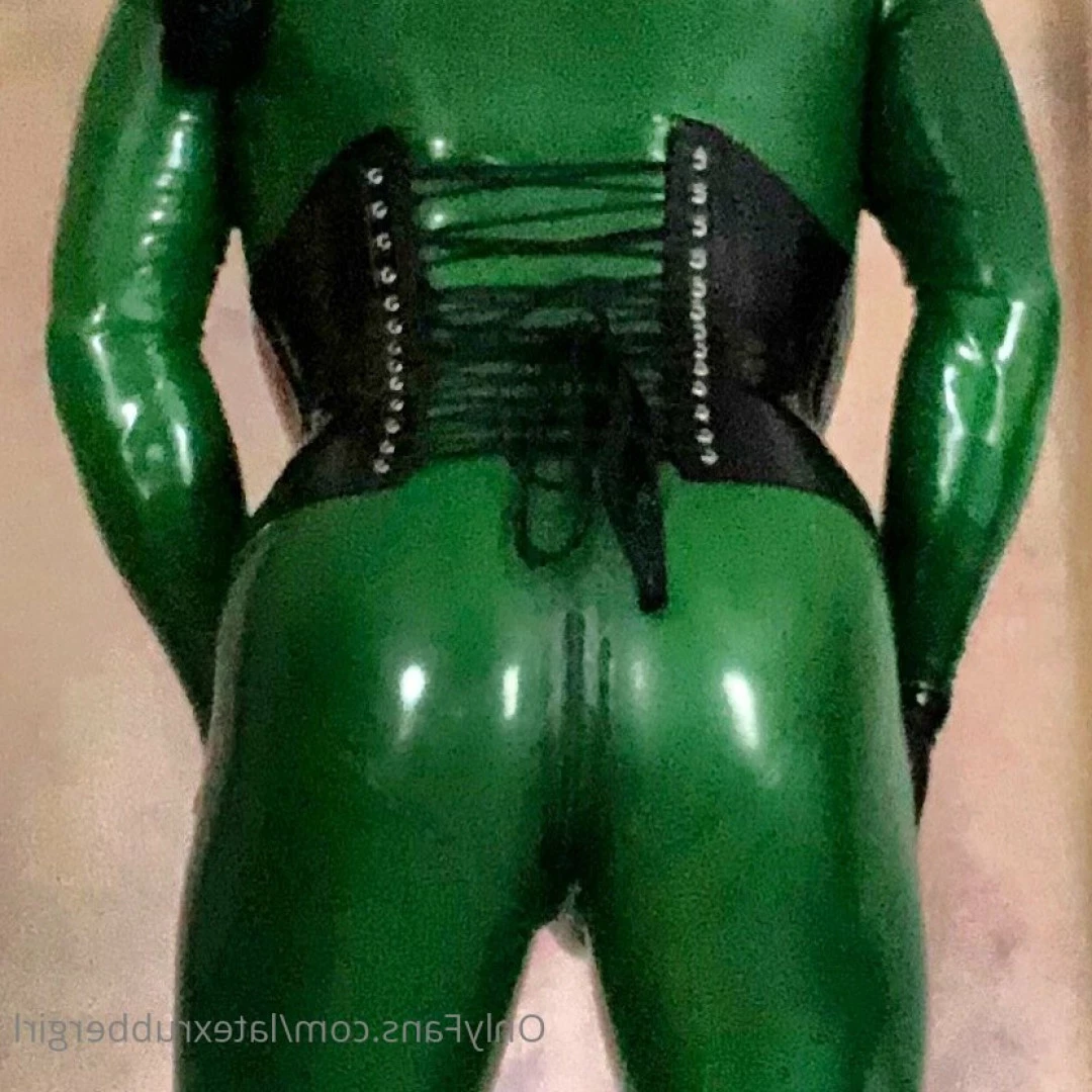 Latex Rubbergirl [ latexrubbergirl ] Onlyfans leaked photo 7896305 on Hotleaks.tv