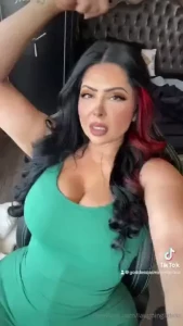 18582106