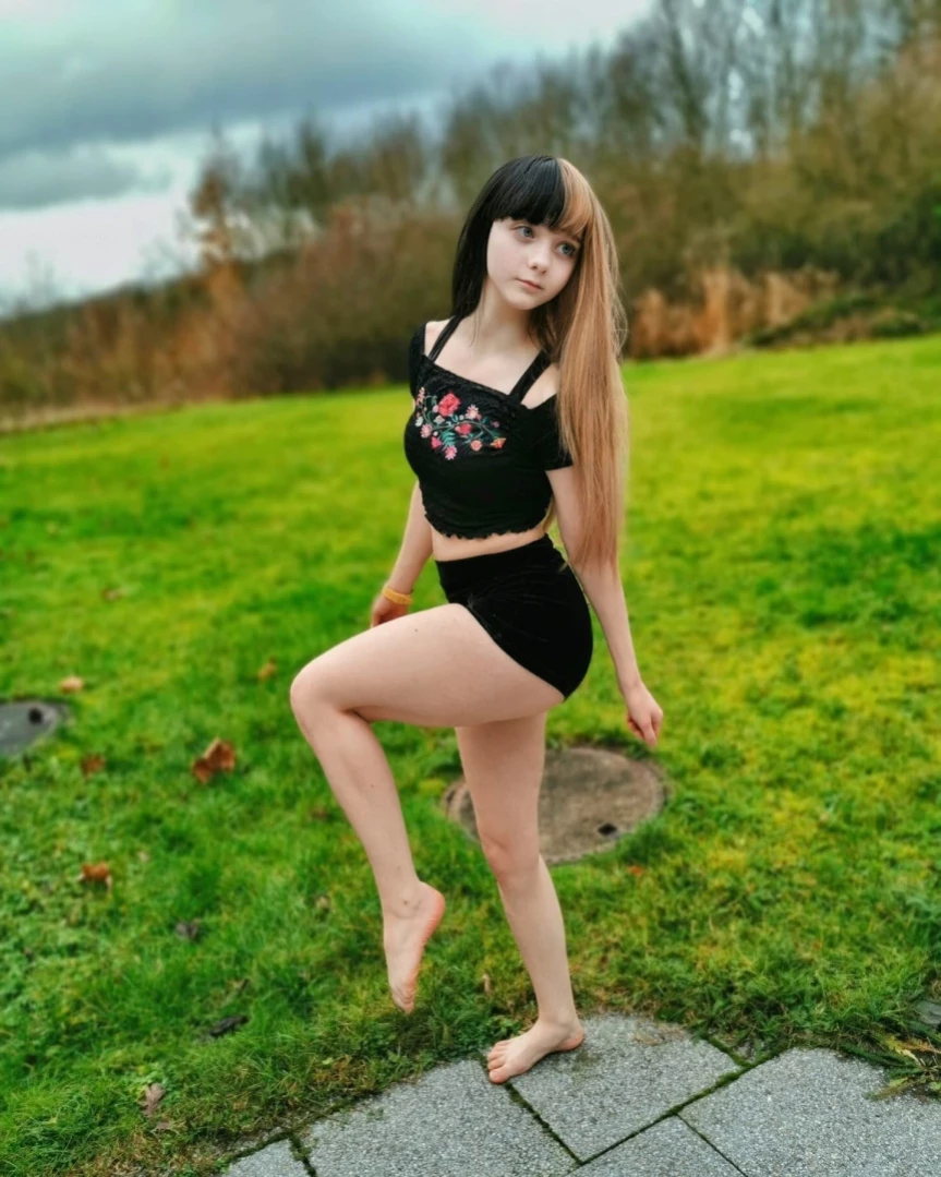 Lei from id0lls / Luna D.Light FREE [ lei_id0lls ] Onlyfans leaked photo 11149584 on Hotleaks.tv