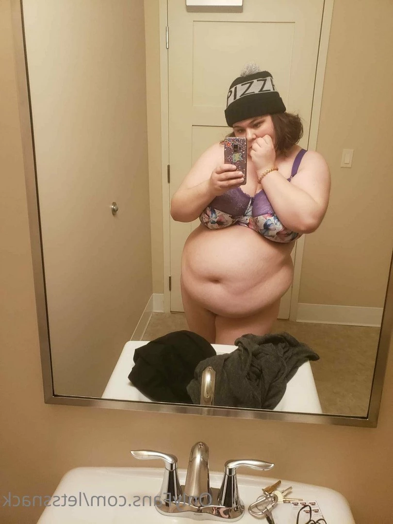 Ashligh [ letssnack ] Onlyfans leaked photo 5487965 on Hotleaks.tv