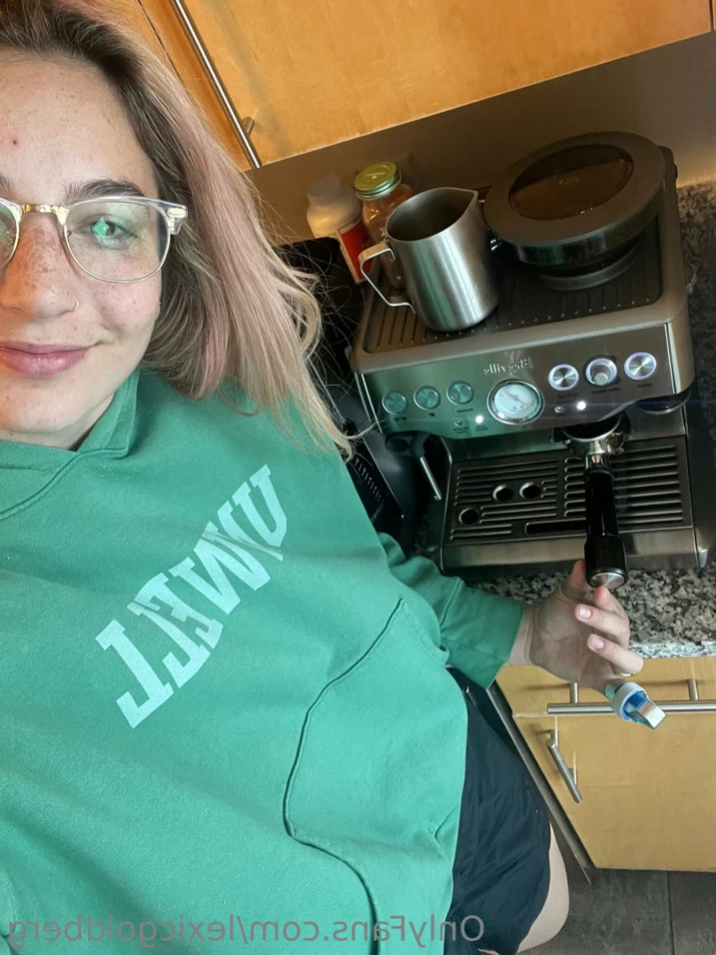 Lexi Cayla [ lexicgoldberg ] Onlyfans leaked photo 11357975 on Hotleaks.tv