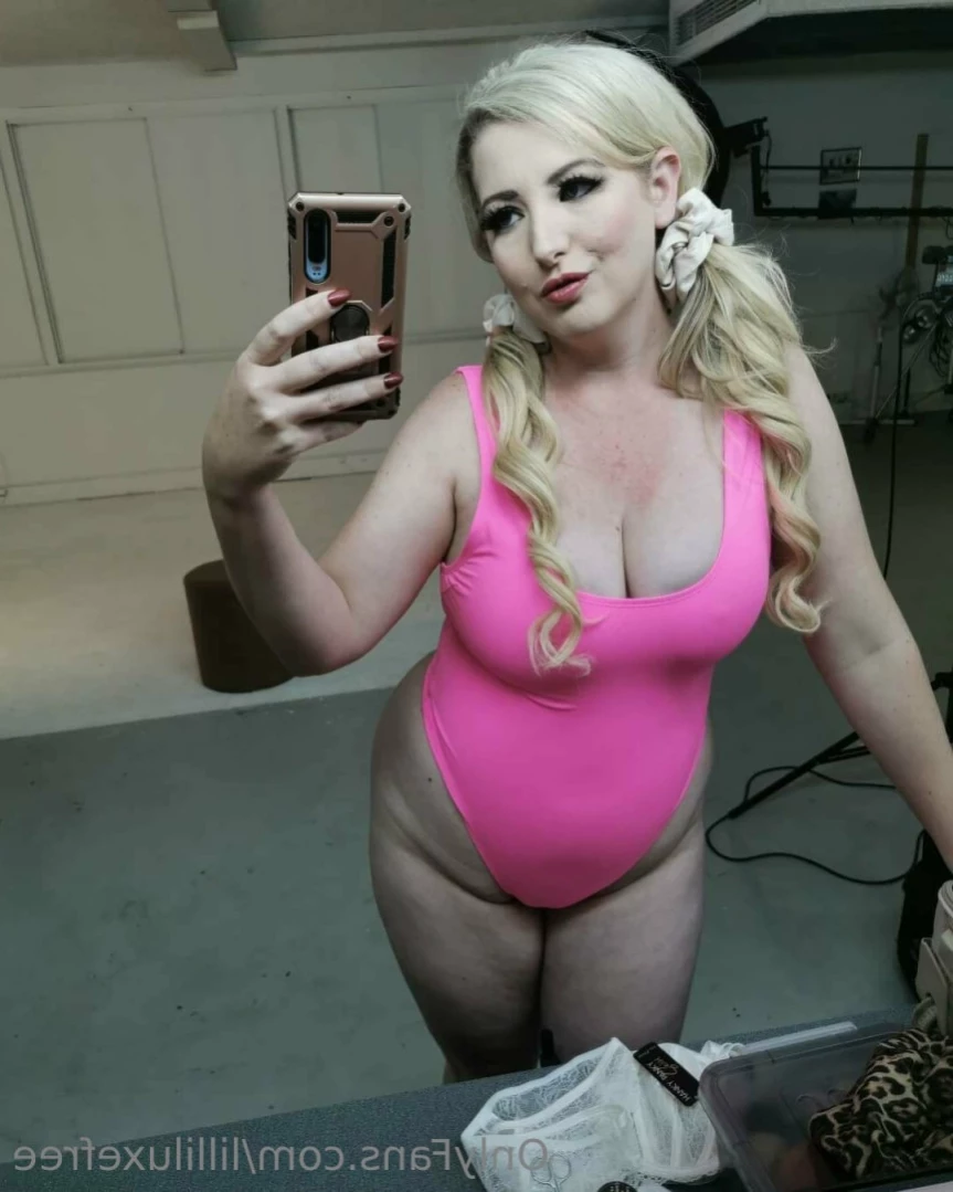 🌺Lilli Luxe FREE ⚡️Check DM [ lilliluxefree ] Onlyfans leaked photo 10881382 on Hotleaks.tv