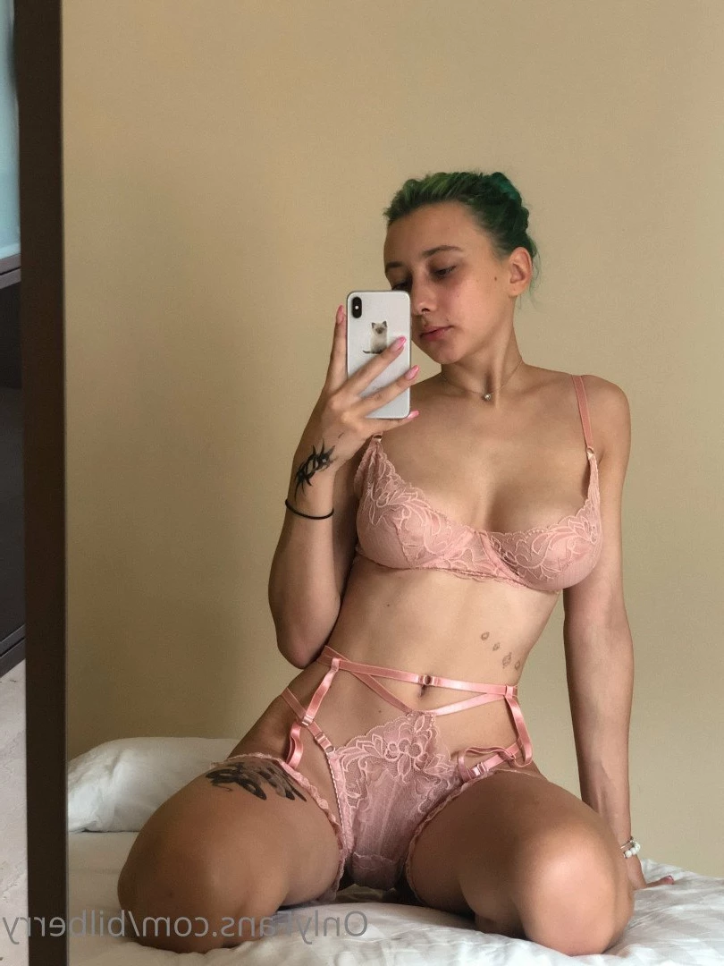 𝐪𝐮𝐞𝐞𝐧 𝐨𝐟 𝐡𝐨𝐭 𝐉𝐎𝐈 😏💦 [ liloo_moon ] Onlyfans leaked photo 5174753 on Hotleaks.tv