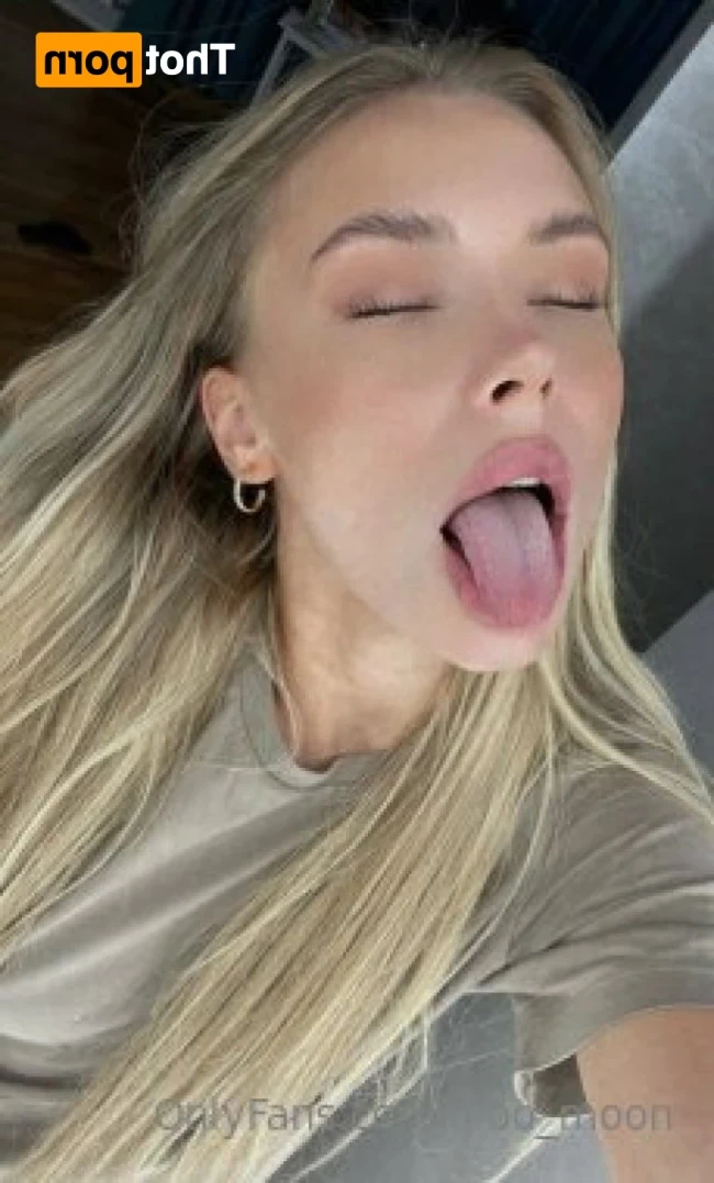 𝐪𝐮𝐞𝐞𝐧 𝐨𝐟 𝐡𝐨𝐭 𝐉𝐎𝐈 😏💦 [ liloo_moon ] Onlyfans leaked photo 15566744 on Hotleaks.tv