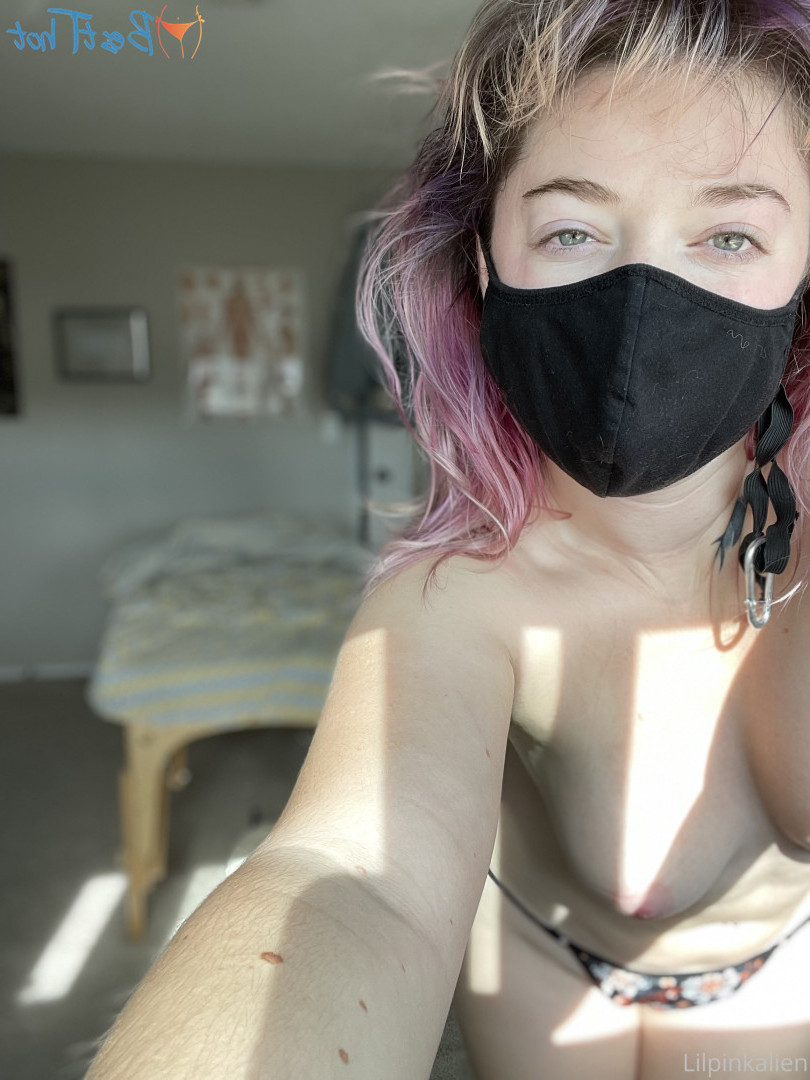 Naomi ✨ [ lilpinkalien ] Onlyfans leaked photo 16726379 on Hotleaks.tv