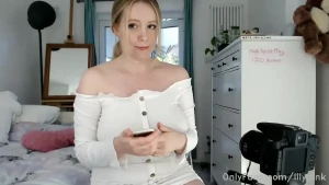 Lily [ lily34h ] Onlyfans leaked video 8692196 on Hotleaks.tv