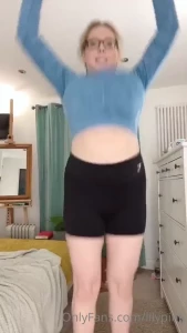 Lily [ lily34h ] Onlyfans leaked video 8692672 on Hotleaks.tv