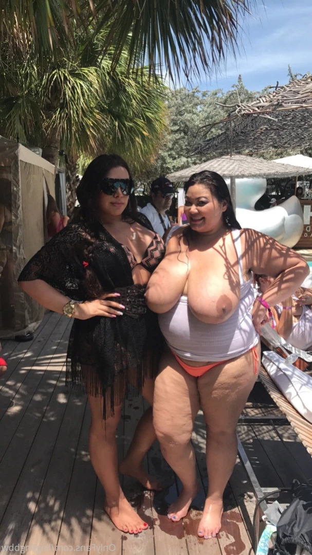 LingLing’s Big Bad Boobies [ linglingbbw ] Onlyfans leaked photo 11152528 on Hotleaks.tv