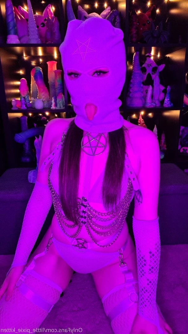 𝕷𝖎𝖙𝖙𝖑𝖊 𝕻𝖎𝖝𝖎𝖊 𝕶𝖎𝖙𝖙𝖊𝖓 [ little_pixie_kitten ] Onlyfans leaked photo 5475035 on Hotleaks.tv