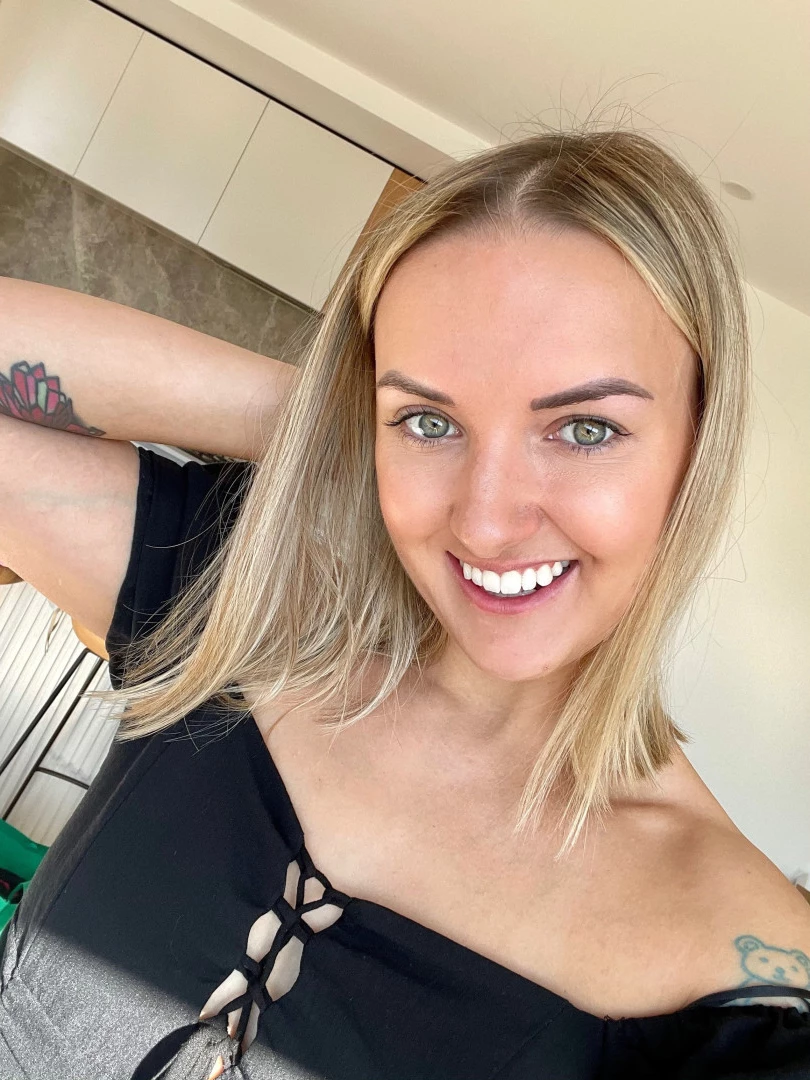 EVIE 🌻 𝗡𝗲𝘄 𝘀𝘂𝗯 = 𝗙𝗿𝗲𝗲 🍆 𝗿𝗮𝘁𝗶𝗻𝗴 [ littleeviejones ] Onlyfans leaked photo 9495226 on Hotleaks.tv