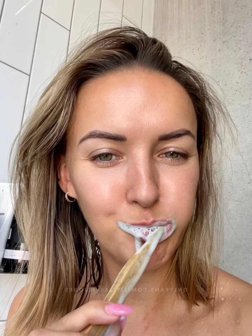 EVIE 🌻 𝗡𝗲𝘄 𝘀𝘂𝗯 = 𝗙𝗿𝗲𝗲 🍆 𝗿𝗮𝘁𝗶𝗻𝗴 [ littleeviejones ] Onlyfans leaked photo 9502976 on Hotleaks.tv
