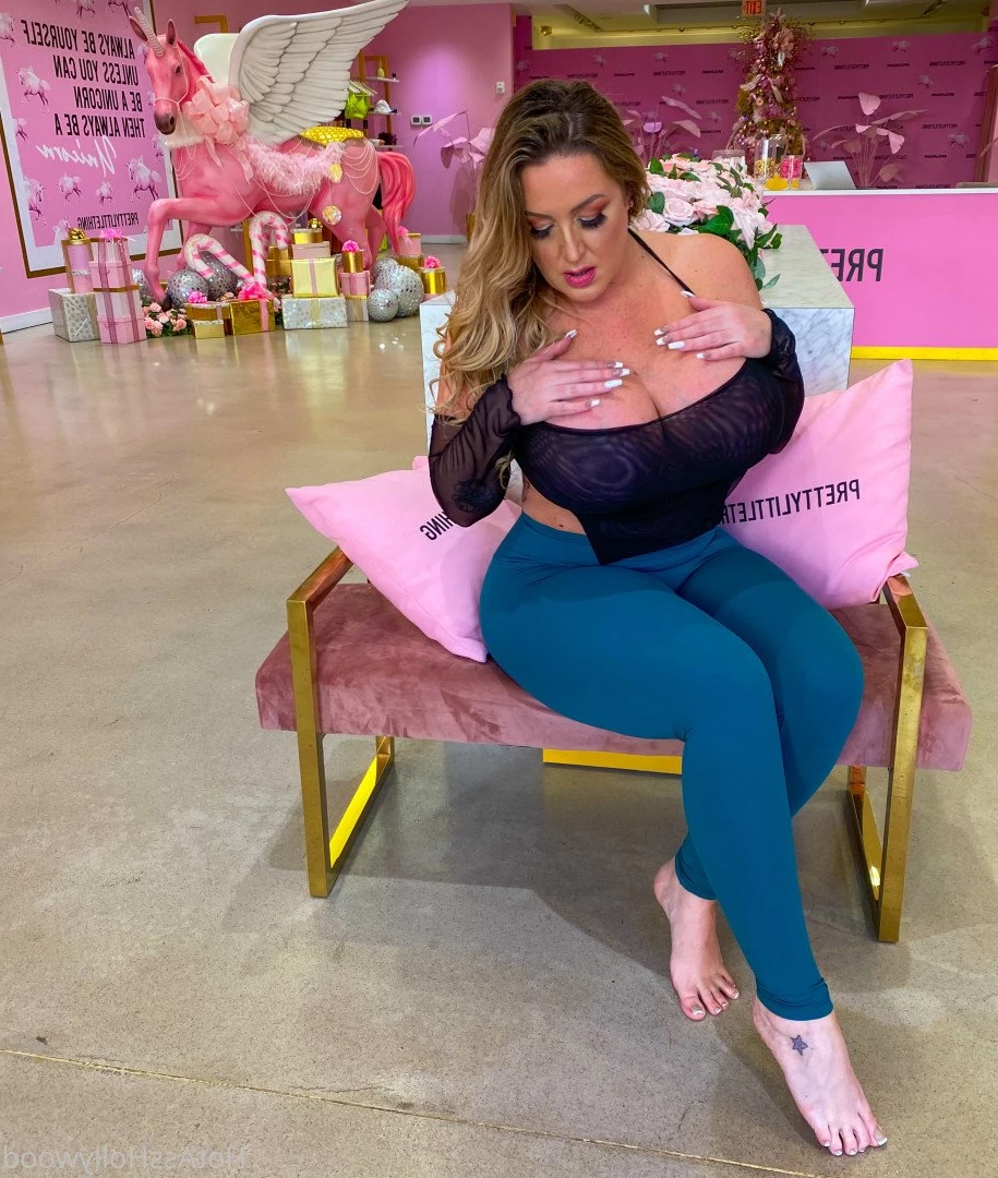 Hot Ass HollyWood [ hotasshollywood ] Onlyfans leaked photo 495767 on Hotleaks.tv