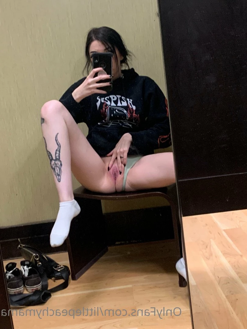 Little Peachy Mama [ littlepeachymama ] Onlyfans leaked photo 5438076 on Hotleaks.tv