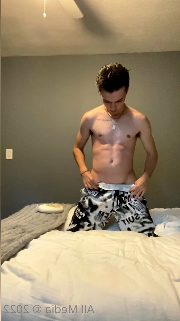 Logan's Funhouse [ logans_funhouse ] Onlyfans leaked photo 5391993 on Hotleaks.tv