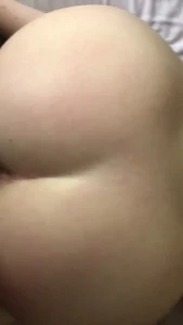 10569527