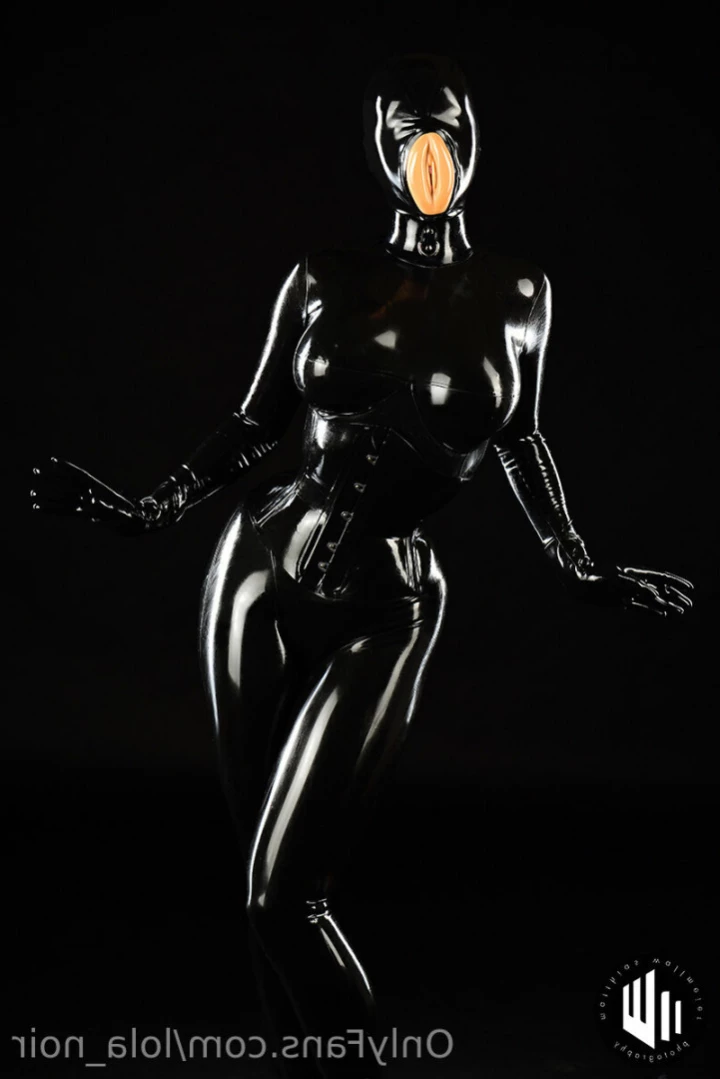Lola Noir [ lola_noir ] Onlyfans leaked photo 13751394 on Hotleaks.tv