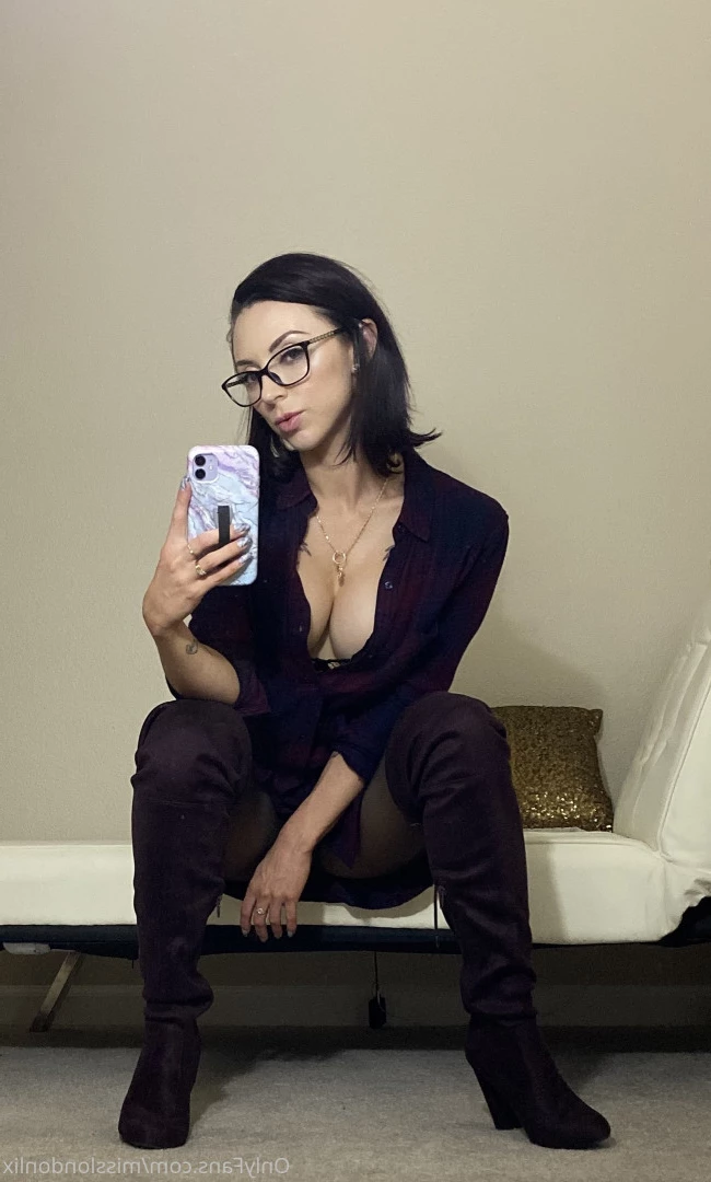 LONDON LIX [ londonlix ] Onlyfans leaked photo 10028210 on Hotleaks.tv