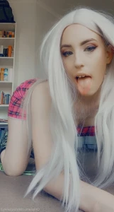 5437779