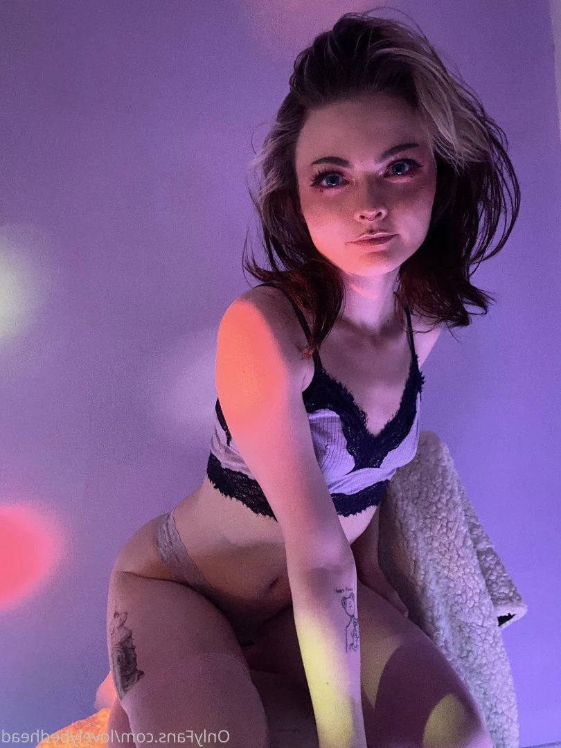 lovelybedhead Onlyfans leaked photo 5465932 on Hotleaks.tv