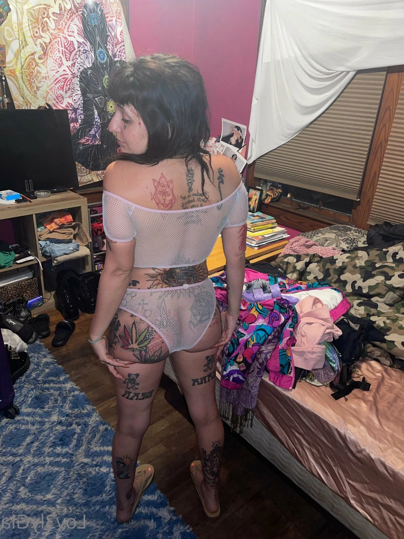 Gia Lov3ly [ lovelygia ] Onlyfans leaked photo 16673406 on Hotleaks.tv