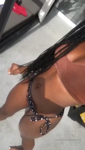 16436935