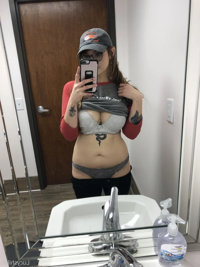 Lucy [ lucyshilohcam ] Onlyfans leaked photo 5361479 on Hotleaks.tv