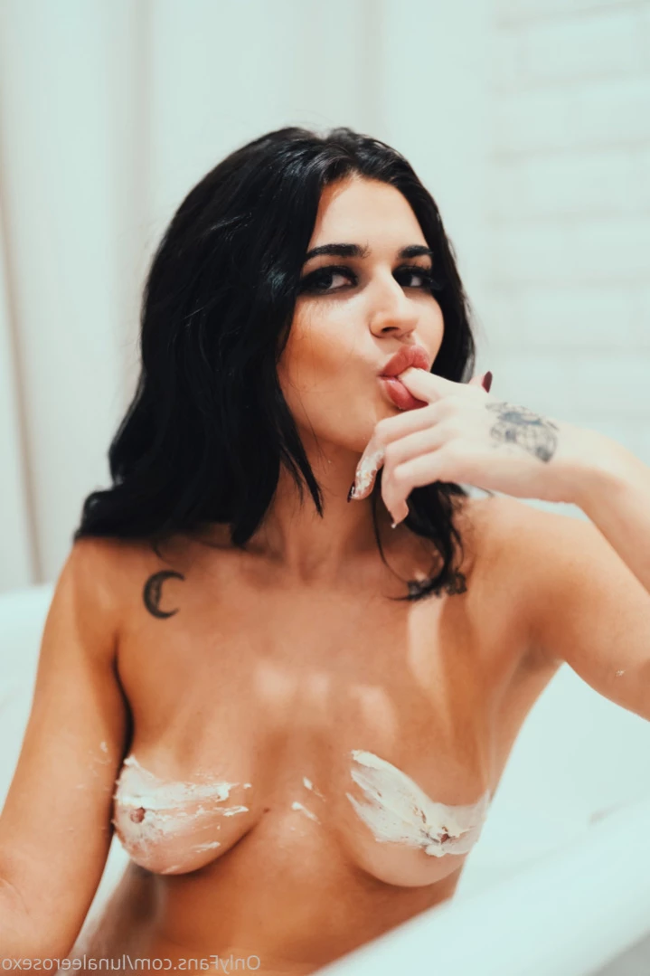 Luna 🌙 [ lunaleerosexo ] Onlyfans leaked photo 13590120 on Hotleaks.tv